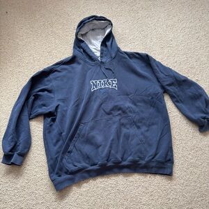 Vintage Nike Men's Blue Hoodie